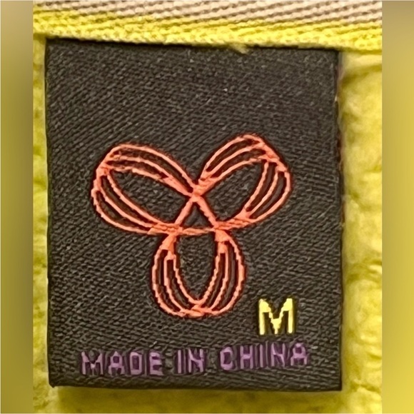 𝅺Aritzia TNA Youth Hoodie Size M Yellow and Gray Full Zip Pockets - Picture 11 of 15